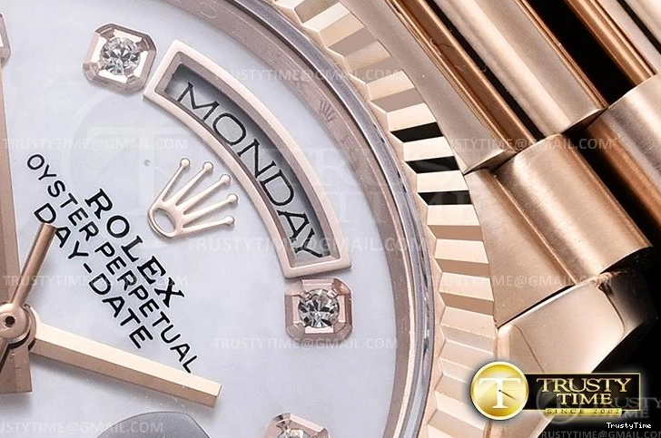 1216 RDD0219G – DayDate 36mm Practical 693